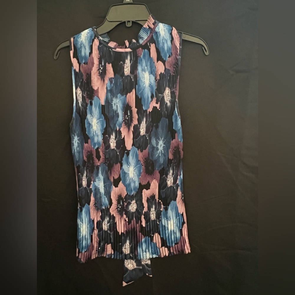 Pleated top size Large